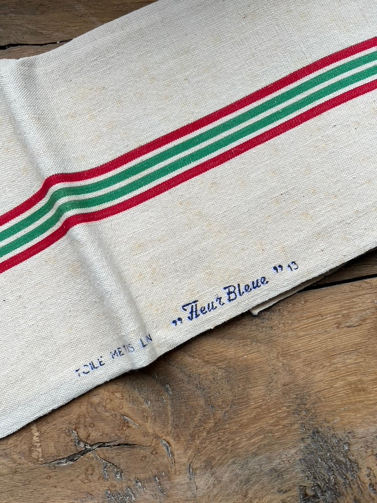 Red & Green Vintage French linen hand towel ☕️