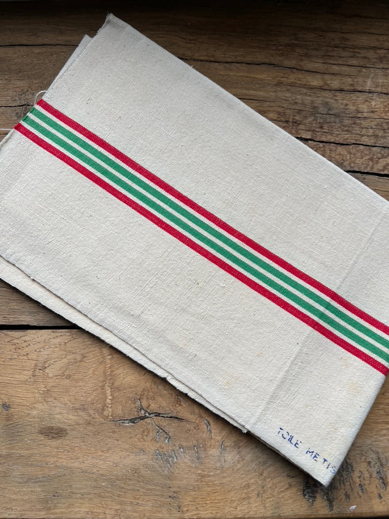 Red & Green Vintage French linen hand towel ☕️