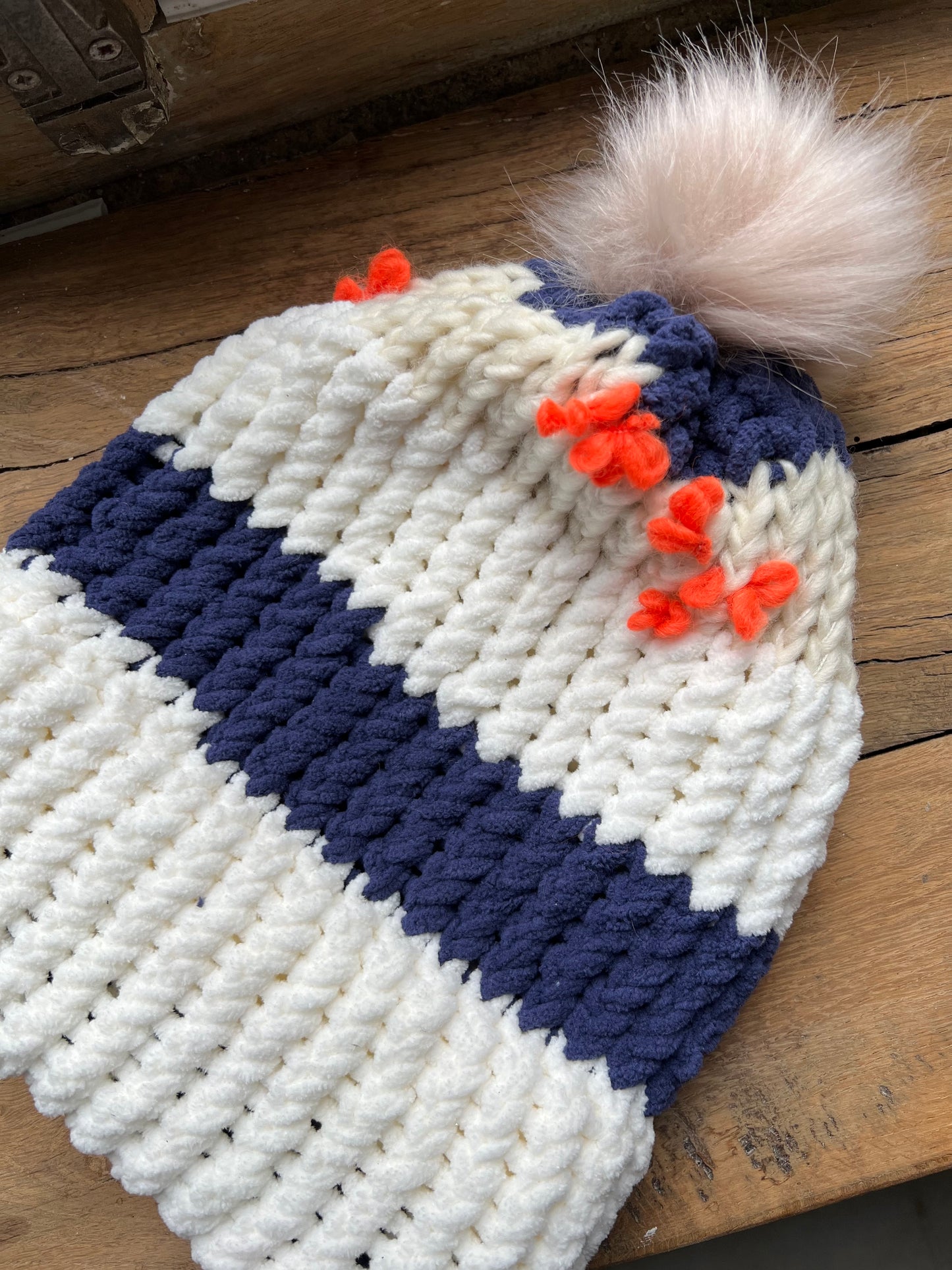 Navy & orange 🍊chenille hand knit Bretagne striped hat