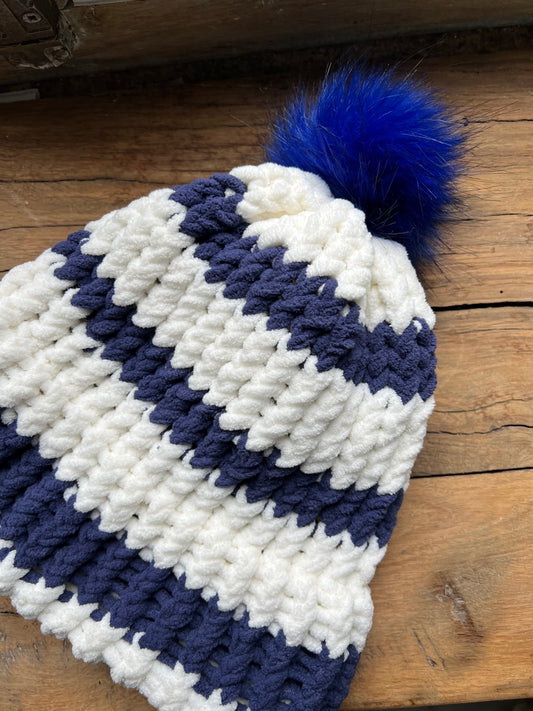 Blue Chenille hand knit Bretagne striped hat 🖤💙🖤